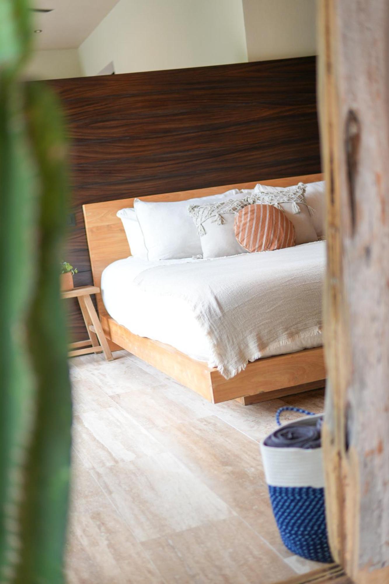 Apartment Elegant In Holistika Your Sanctuary