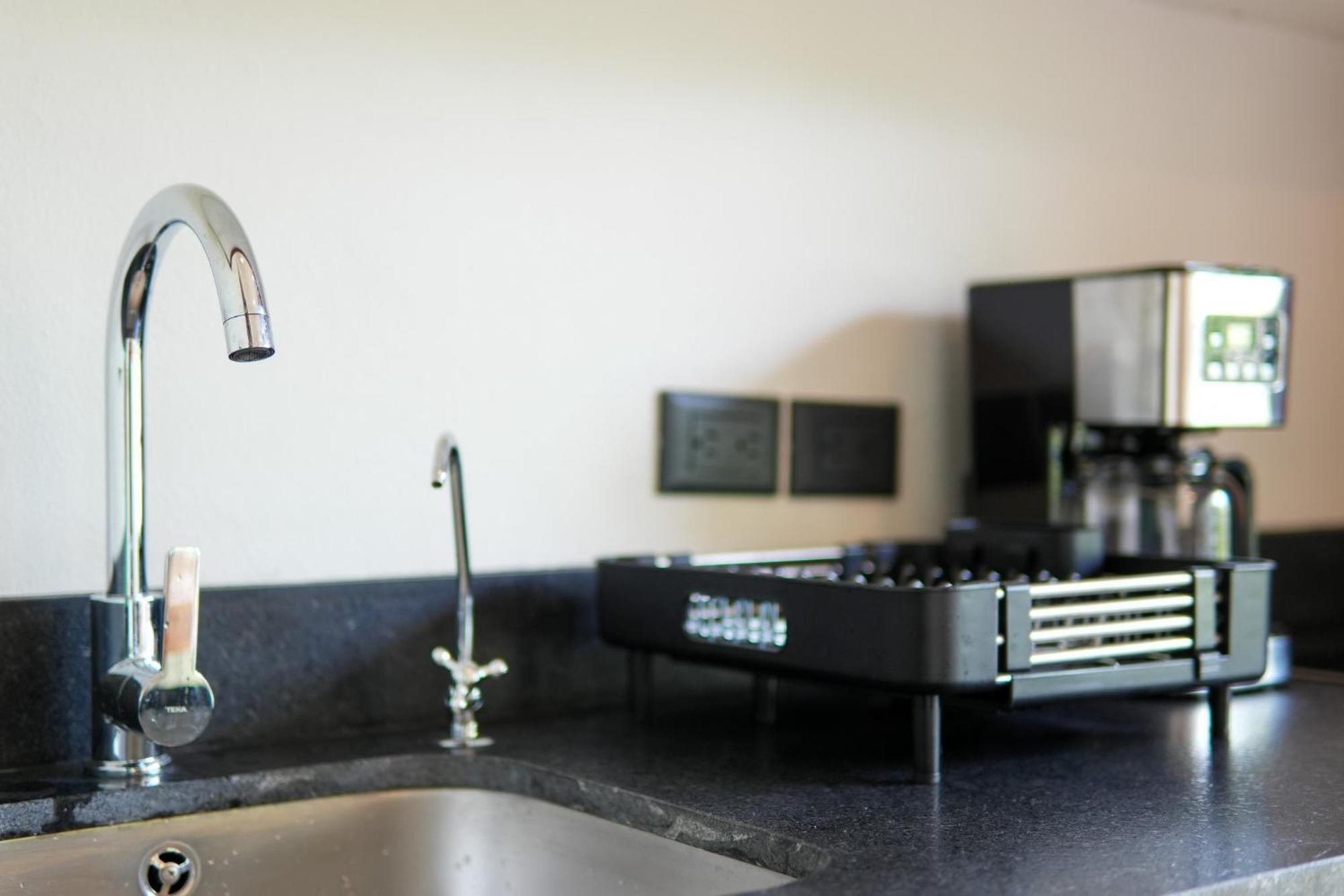 Apartment Elegant In Holistika Your Sanctuary